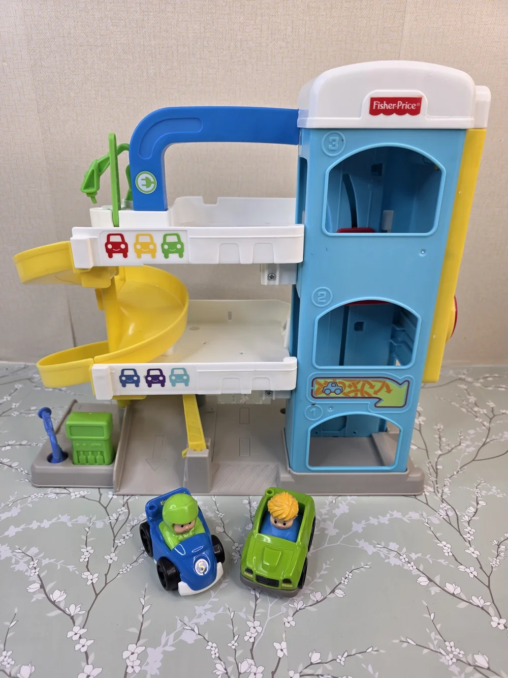 Fisher-Price Little Wheelies Multi-Level Parking Playset